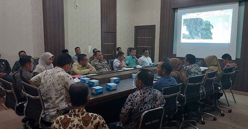 Rapat Pembahasan Penambahan dan Pemindahan Kampung 