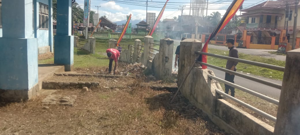 Gotong Royong Bersama di Gedung Serba Guna Inderapura