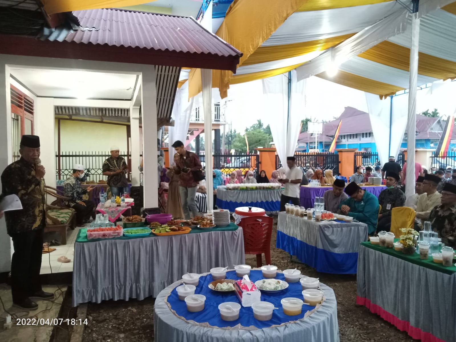 Acara Buka Puasa Bersama Bupati di Rumah Dinas Camat Pancung Soal