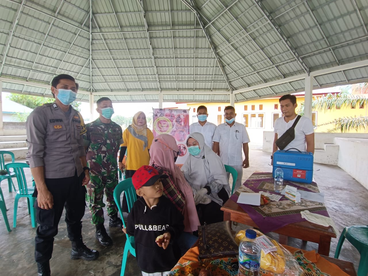 Kegiatan Vaksinasi di Nagari Tluk Amplu Inderapura