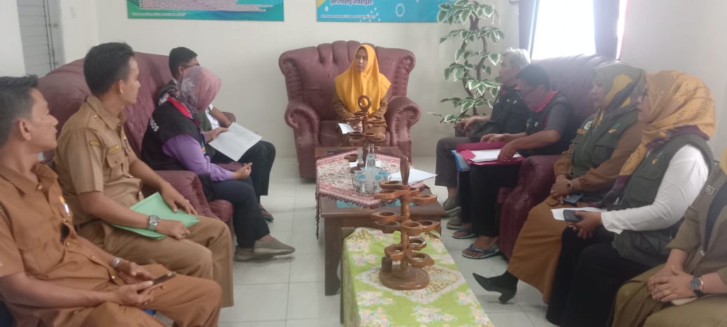 Serah Terima Bantuan Kursi Roda 